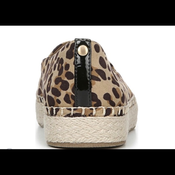 Leopard slip-ons - Picture 2 of 3